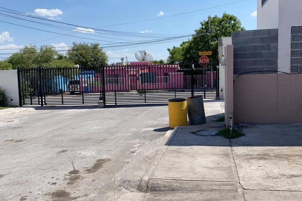 Casa Completa En Privada Y Con Cochera Монклова Екстер'єр фото